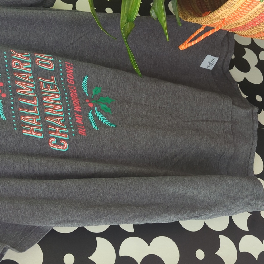 Hallmark Channel Shirt 🎄 - Picture 6 of 7